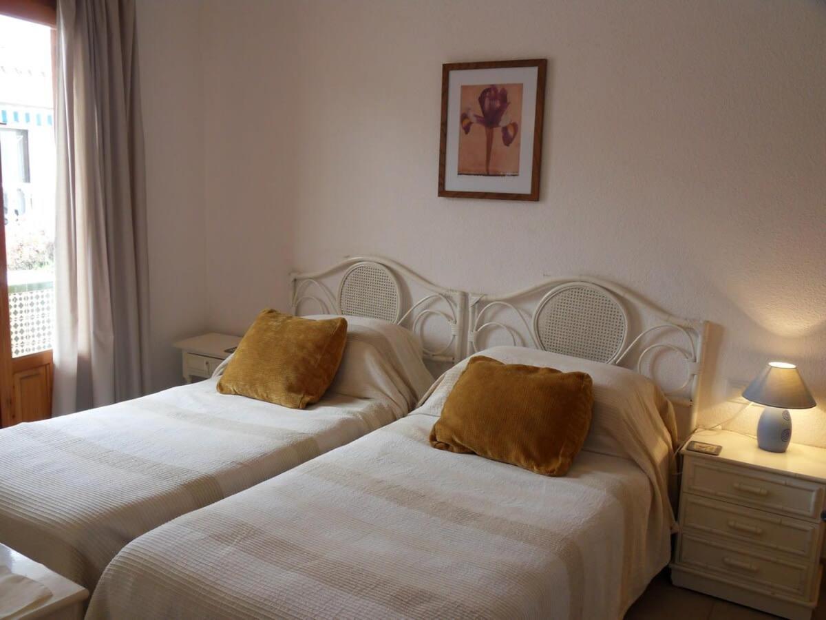Apts Burriana Nerja Eksteriør bilde