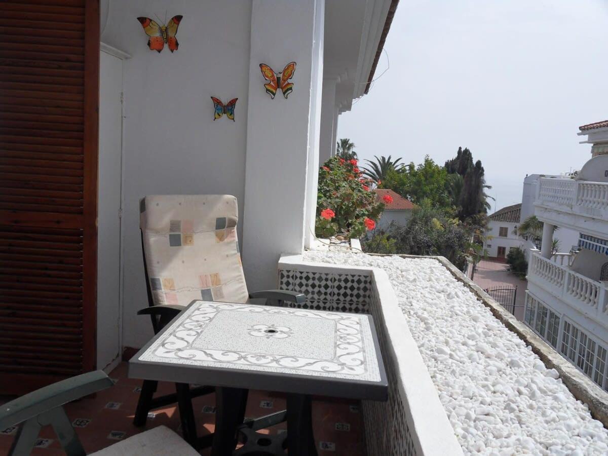 Apts Burriana Nerja Eksteriør bilde